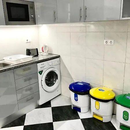 ホームステイ Sublime Black Bedroom